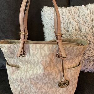 Leather Michael Kors purse